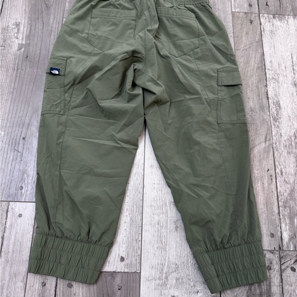 The North Face Drawstring Green Crop Capri Hiking Pants Women's Size 2 - Picture 7 of 8